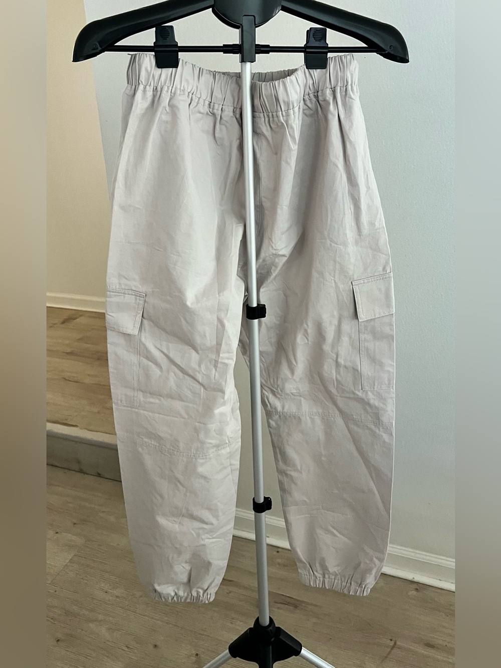 New w tags Casual High-Waist Cargo Joggers size medium - Picture 8 of 8